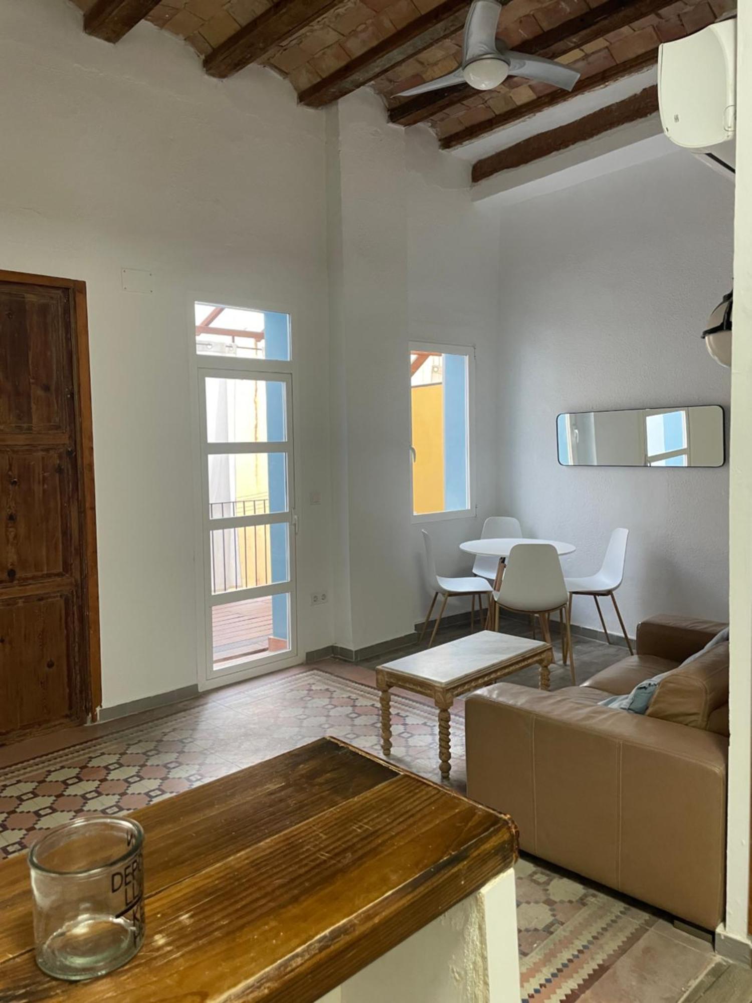 Alojamiento Ricar Apartment Valencia Luaran gambar